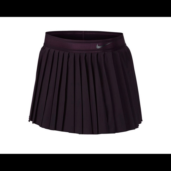 Nike Dresses & Skirts - Nike Black pleated tennis skirt BNWT